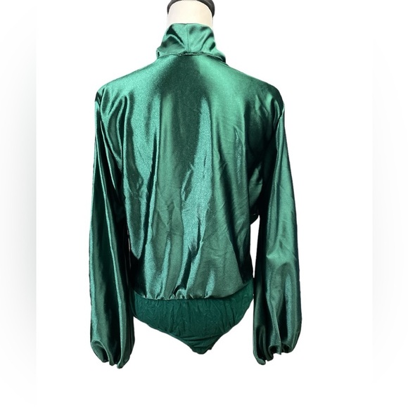 Nellie Mae Emerald Green Consequences Bodysuit, Size 2XL, Sleek Satin Holiday - Picture 3 of 8